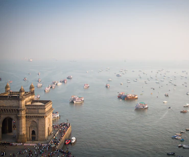 Luxury Yacht Charter in Mumbai: Your Weekend Getaway Awaits